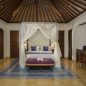 Pool One-Bedroom Villa